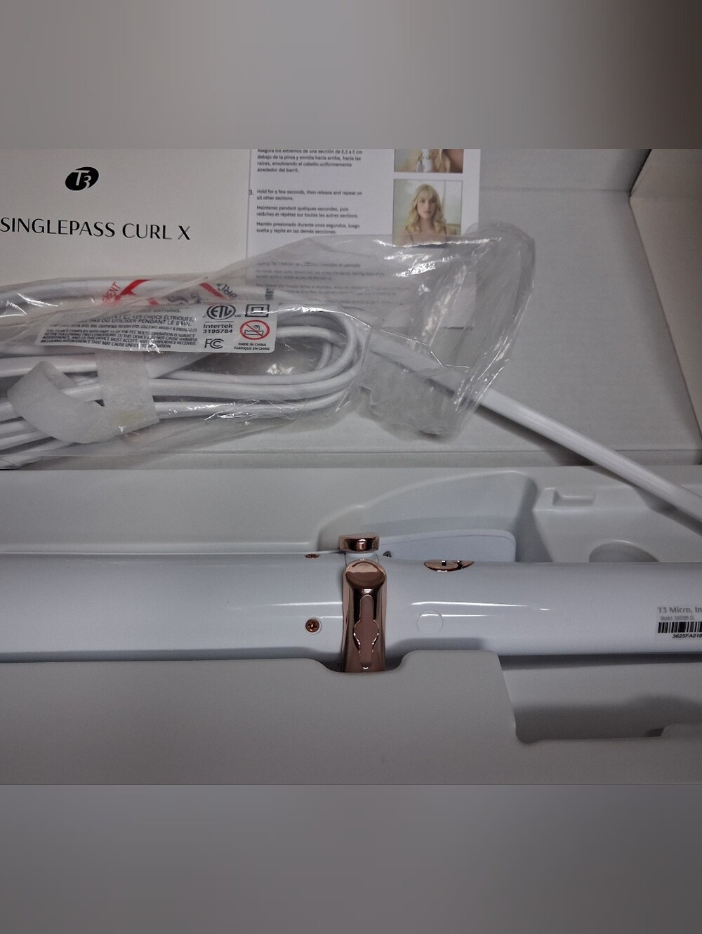 T3 SinglePass Styling Iron in White and Rose Gold - T3